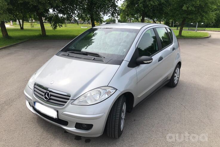 Mercedes-Benz A-Class W169 Hatchback 5-doors