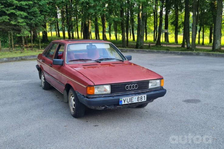 Audi 80 B2 Sedan 4-doors