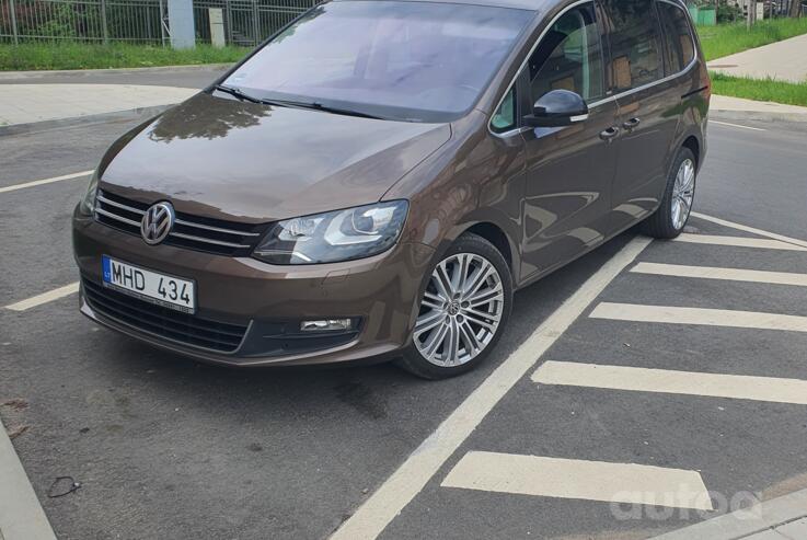 Volkswagen Sharan 2 generation Minivan 5-doors