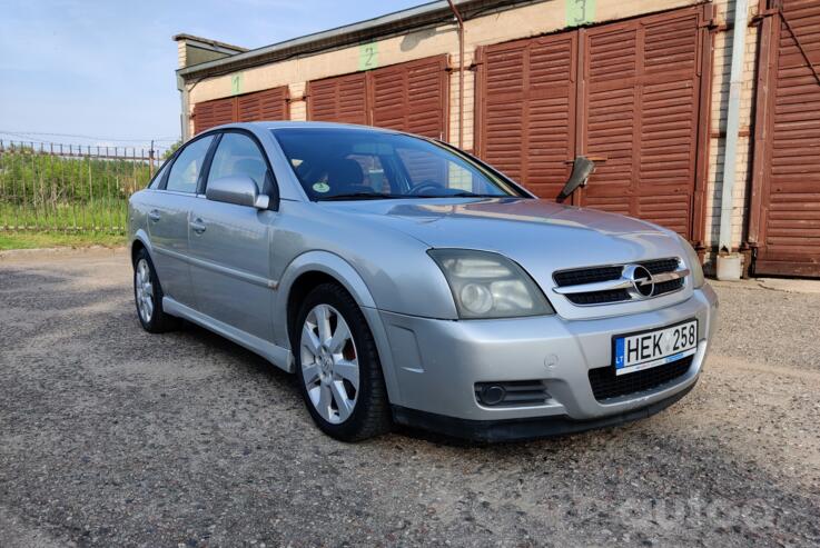 Opel Vectra C GTS hatchback