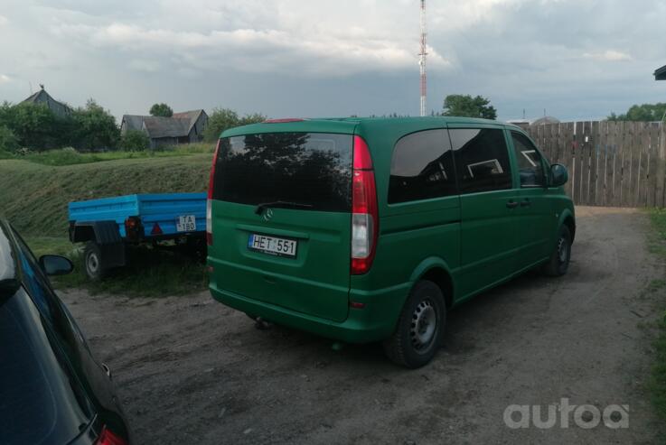 Mercedes-Benz Vito W639 Minivan 4-doors