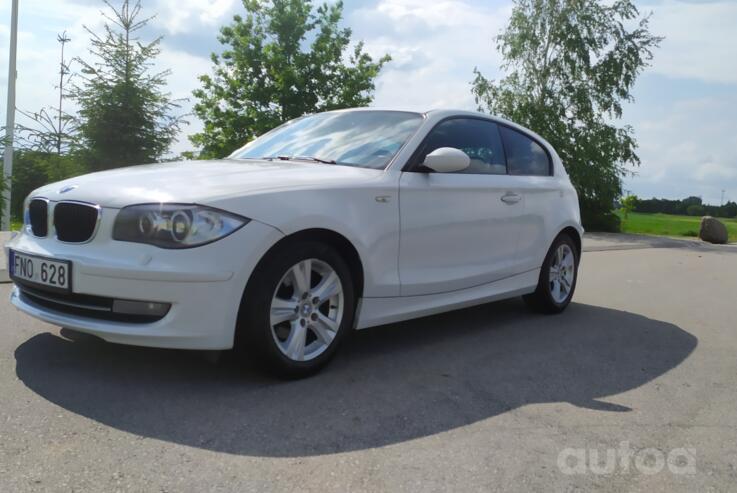 BMW 1 Series E81/E82/E87/E88 [restyling] Hatchback 3-doors