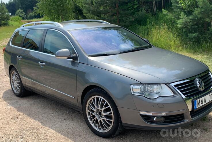 Volkswagen Passat B6 wagon 5-doors