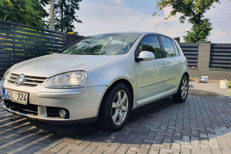 Volkswagen Golf 5 generation Hatchback 5-doors