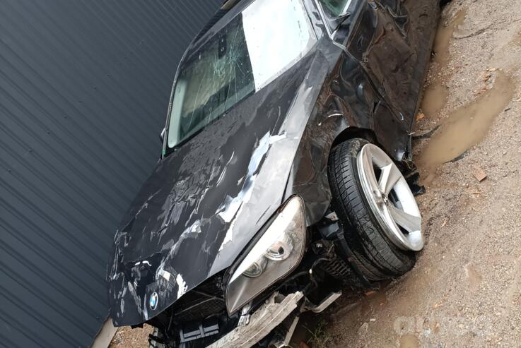 BMW 7 Series F01/F02 Sedan