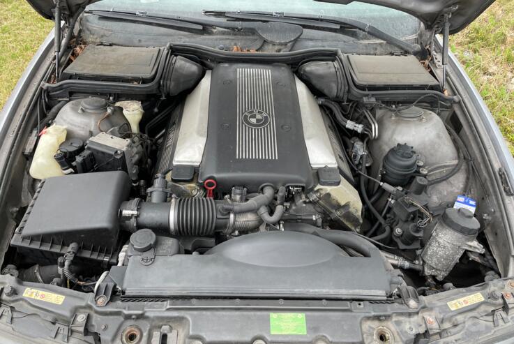 BMW 5 Series E39 Sedan 4-doors