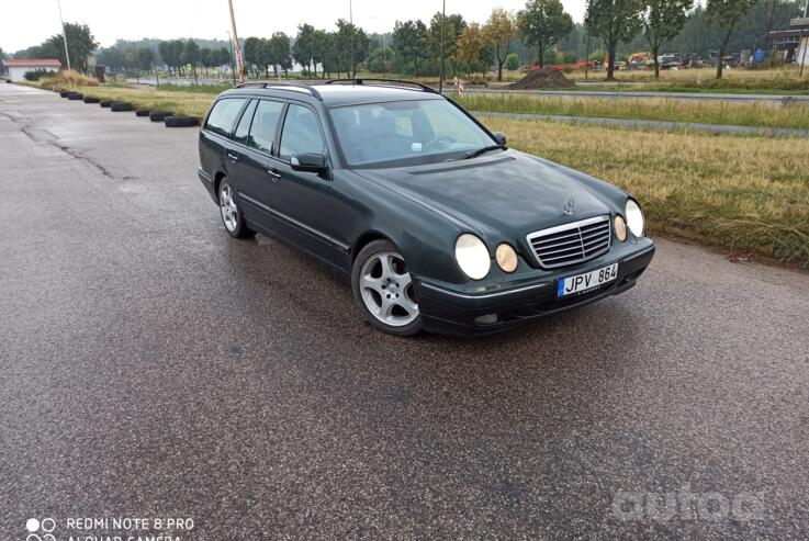 Mercedes-Benz E-Class W210 wagon 5-doors