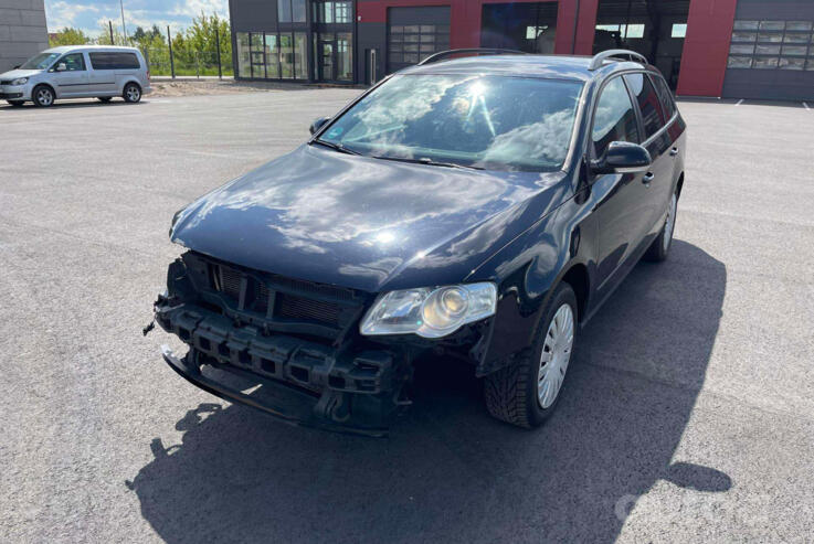 Volkswagen Passat B6 wagon 5-doors