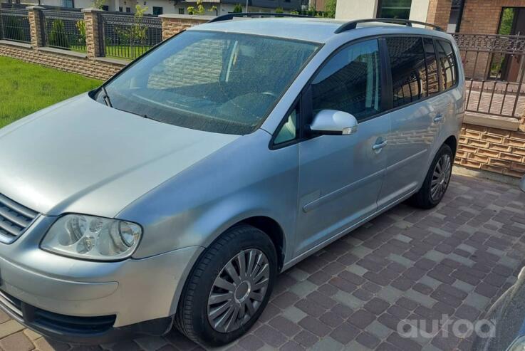 Volkswagen Touran 1 generation Minivan