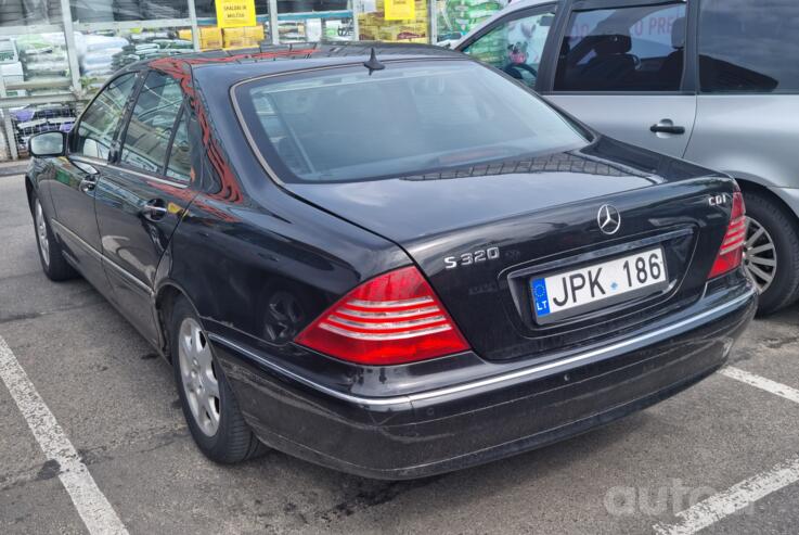 Mercedes-Benz S-Class W220 [restyling] Sedan 4-doors