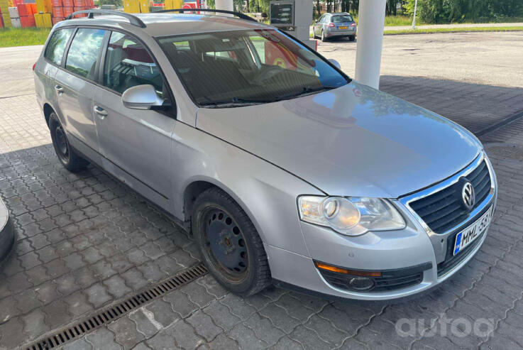 Volkswagen Passat B6 wagon 5-doors