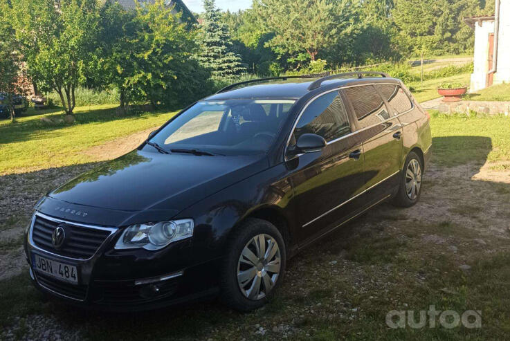 Volkswagen Passat B6 wagon 5-doors