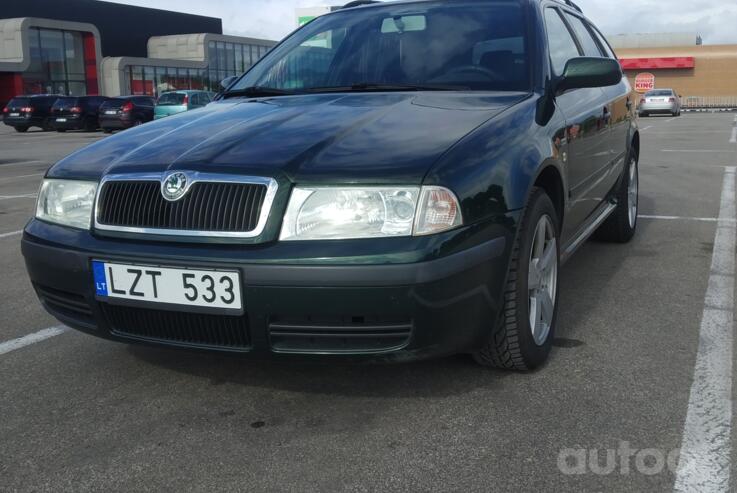 Skoda Octavia 1 generation [restyling] Combi wagon 5-doors