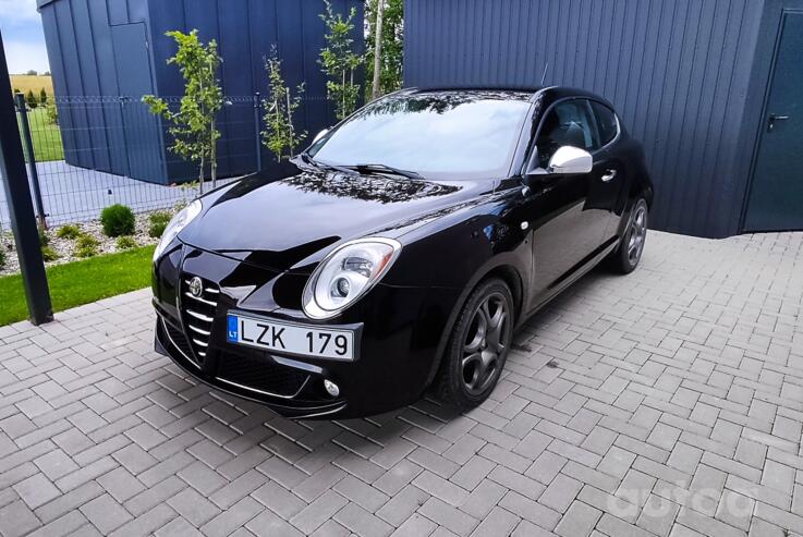 Alfa Romeo MiTo 955 Hatchback
