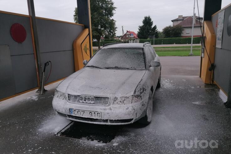Audi A4 B5 Avant wagon 5-doors