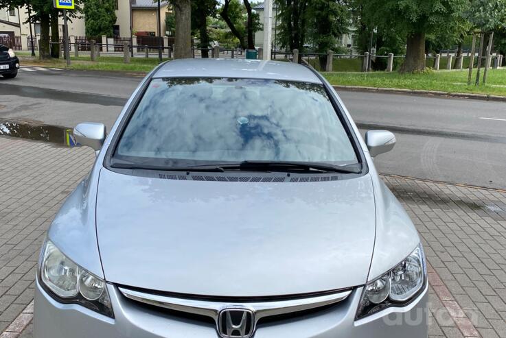 Honda Civic 8 generation [restyling] Hybrid Sedan 4-doors