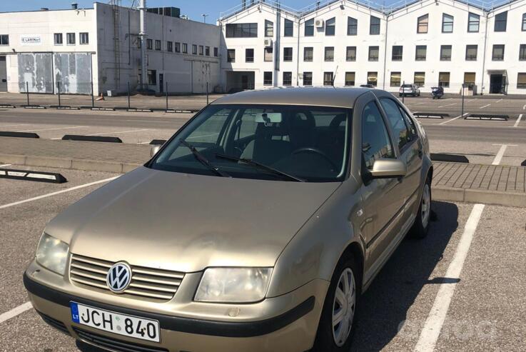 Volkswagen Bora 1 generation Sedan