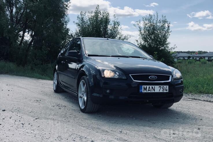 Ford Focus 2 generation Hatchback 3-doors