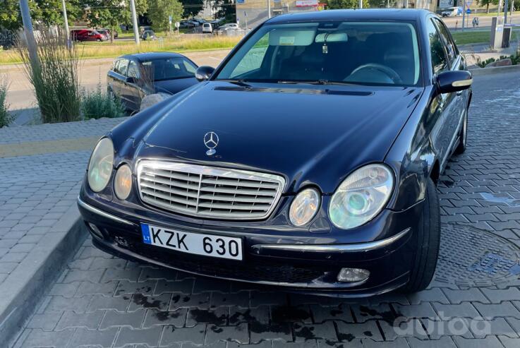 Mercedes-Benz E-Class W211/S211 Sedan 4-doors