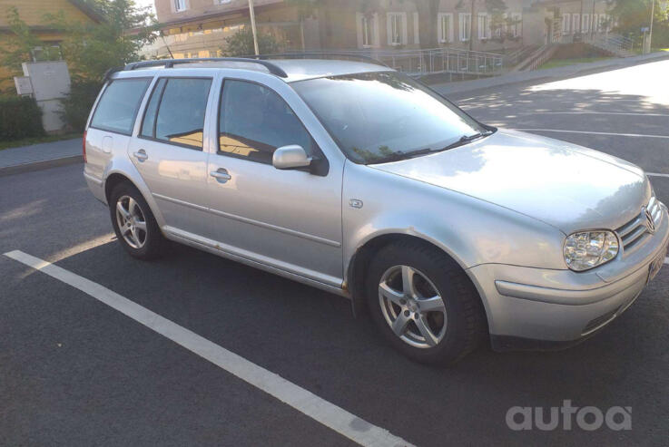 Volkswagen Golf 4 generation wagon