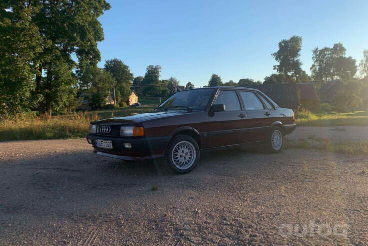 Audi 80 B2 Sedan 4-doors