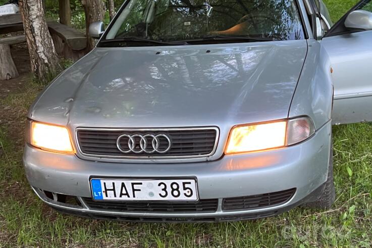 Audi A4 B5 Sedan
