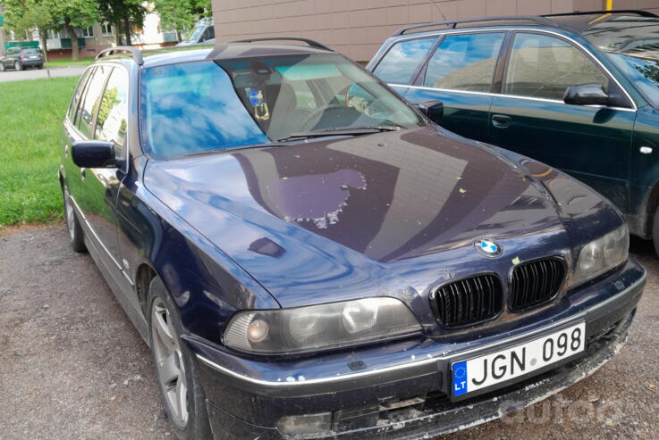 BMW 5 Series E39 Touring wagon