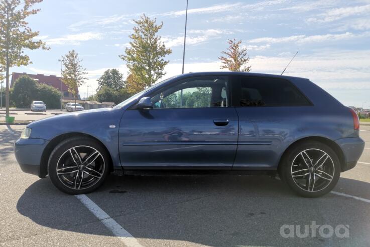 Audi A3 8L [restyling] Hatchback