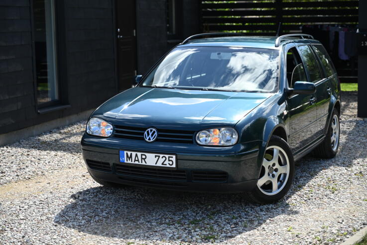 Volkswagen Golf 4 generation wagon