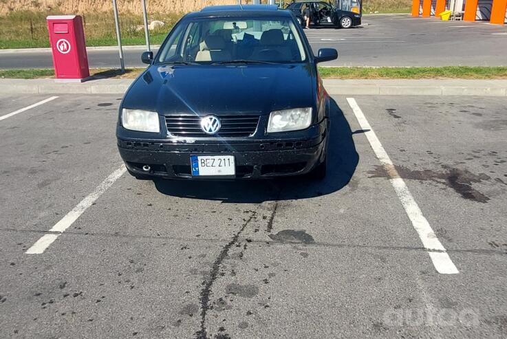 Volkswagen Bora 1 generation Sedan