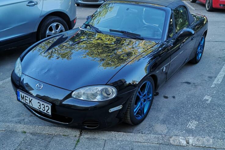Mazda MX-5 NB [restyling] Roadster