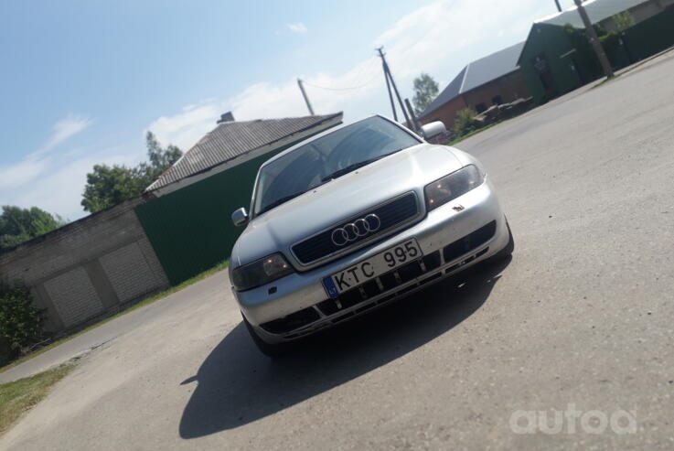 Audi A4 B5 [restyling] Sedan