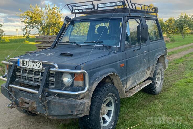 Mitsubishi Pajero 1 generation Metal Top SUV 3-doors