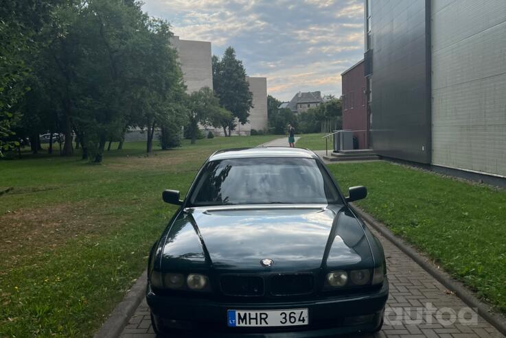 BMW 7 Series E38 Sedan