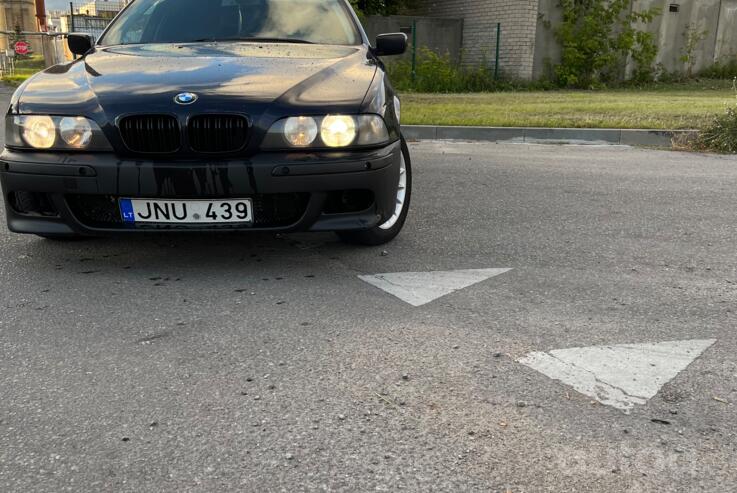 BMW 5 Series E39 Touring wagon