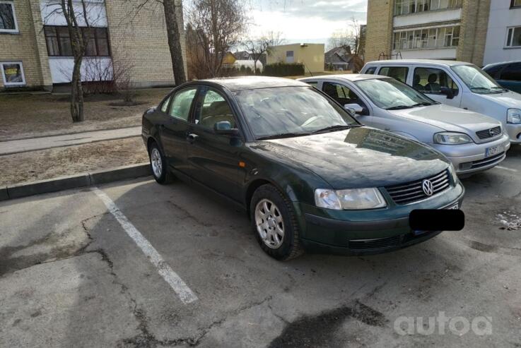 Volkswagen Passat B5 Sedan 4-doors