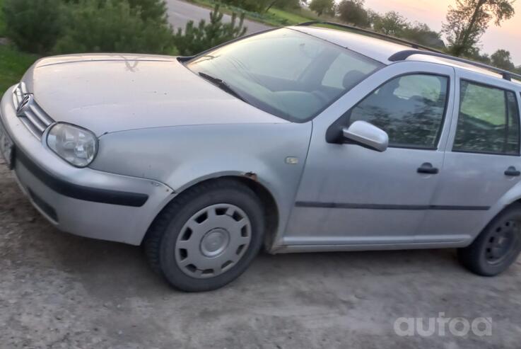 Volkswagen Golf 4 generation wagon
