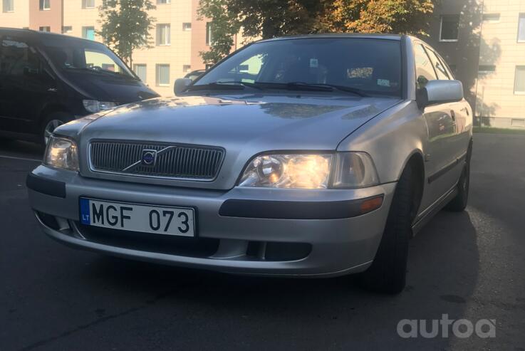 Volvo V40 1 generation [2th restyling] wagon