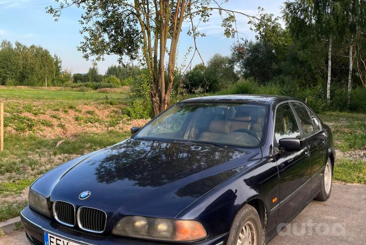 BMW 5 Series E39 Touring wagon