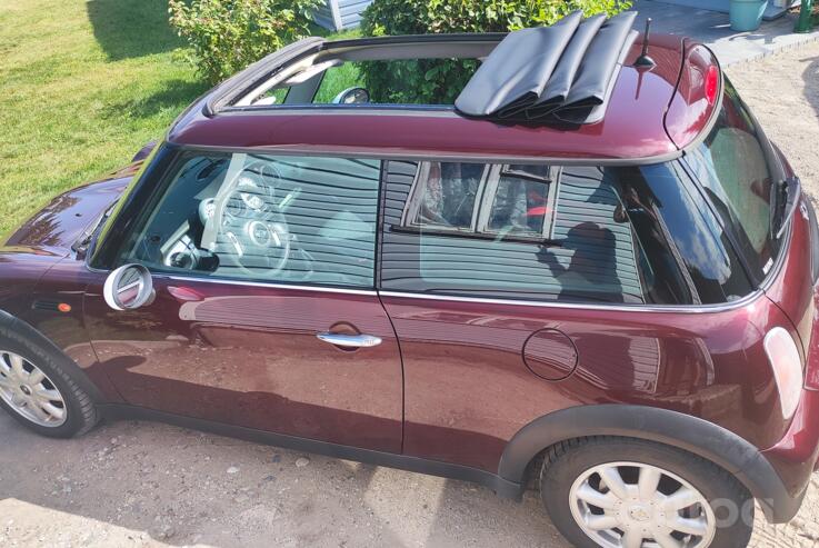 Mini One R50 Hatchback