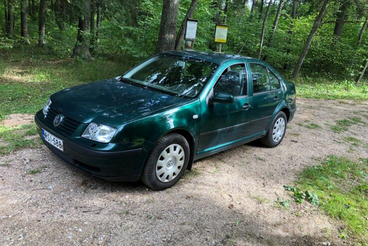 Volkswagen Bora 1 generation Sedan