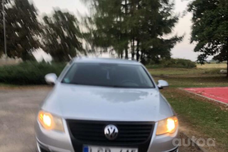 Volkswagen Passat B6 wagon 5-doors