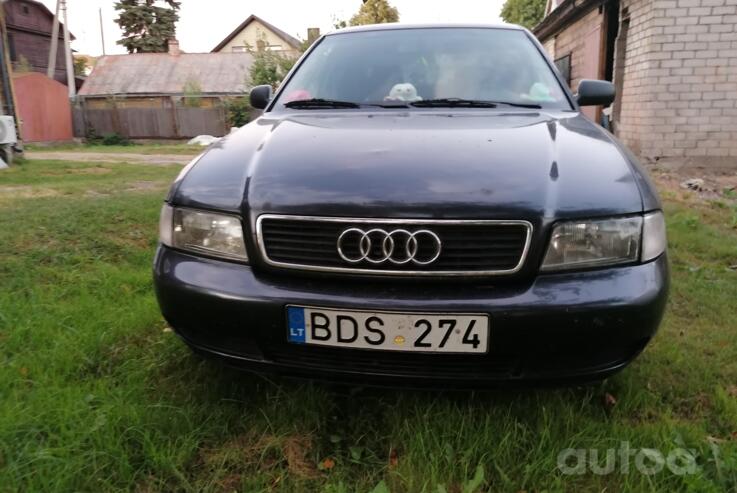Audi A4 B5 Avant wagon 5-doors