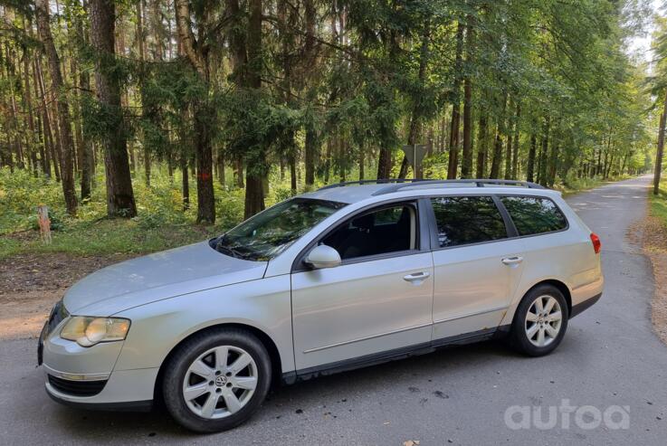 Volkswagen Passat B6 wagon 5-doors