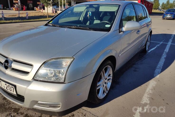 Opel Signum C Hatchback