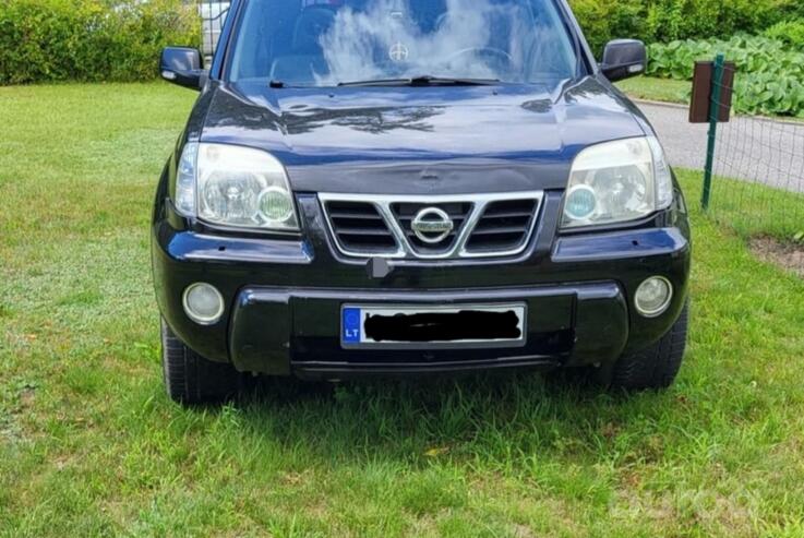 Nissan X-Trail T30 Crossover