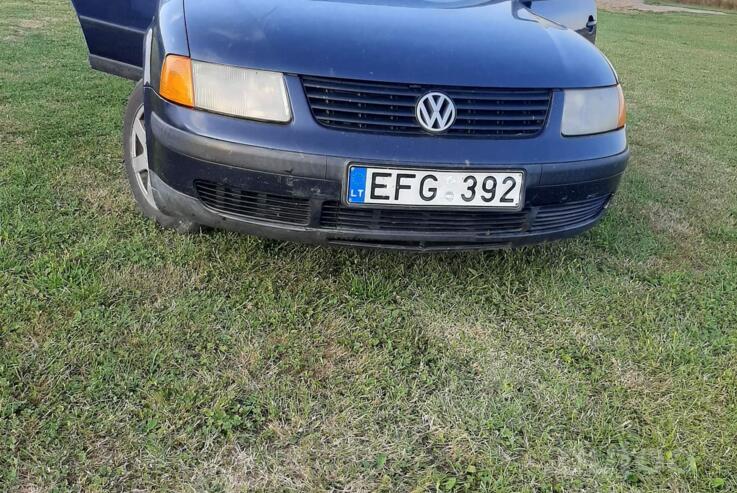 Volkswagen Passat B5 Sedan 4-doors