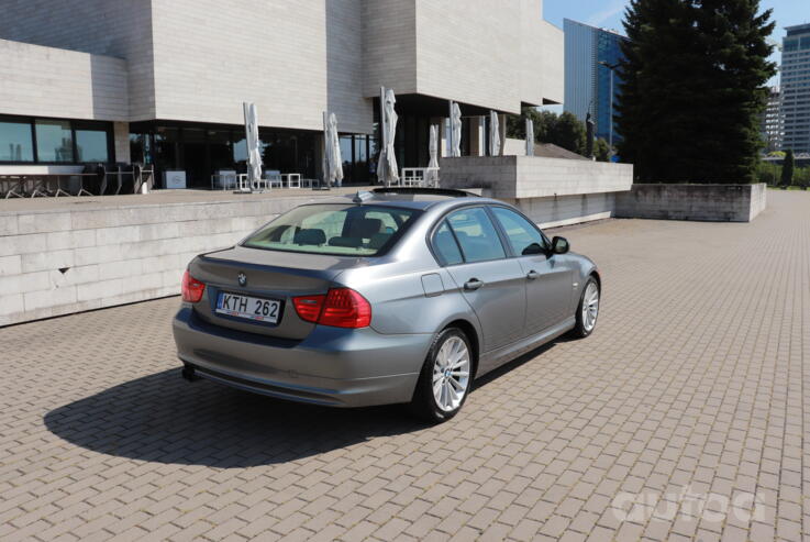 BMW 3 Series E90/E91/E92/E93 [restyling] Sedan