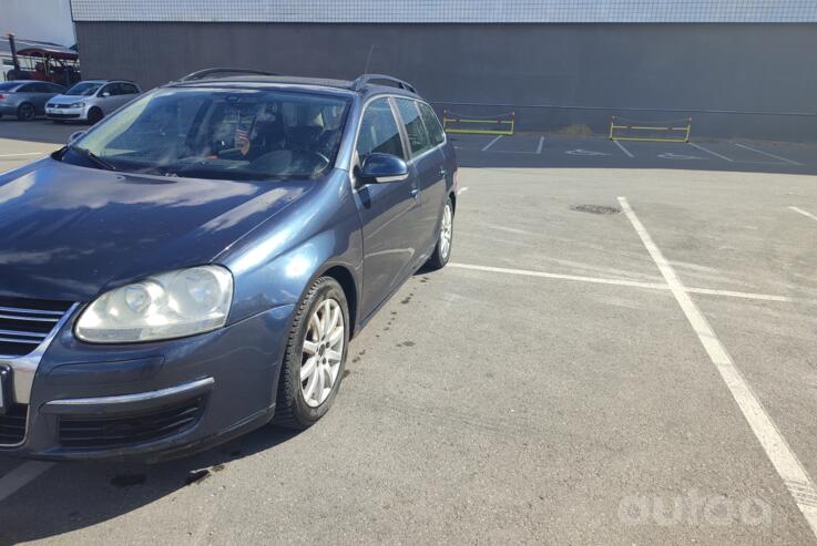 Volkswagen Golf 5 generation Cross minivan 5-doors
