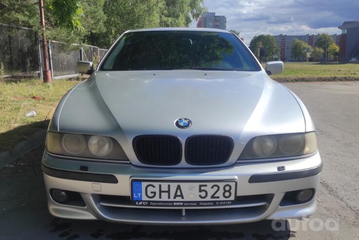 BMW 5 Series E39 Sedan 4-doors